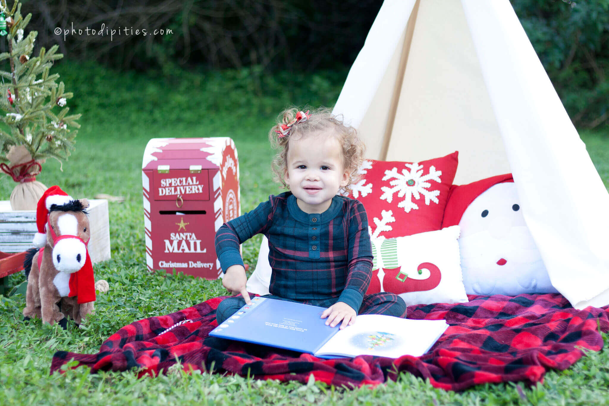 Photodipities Family | Children Photography | Christmas Mini Session