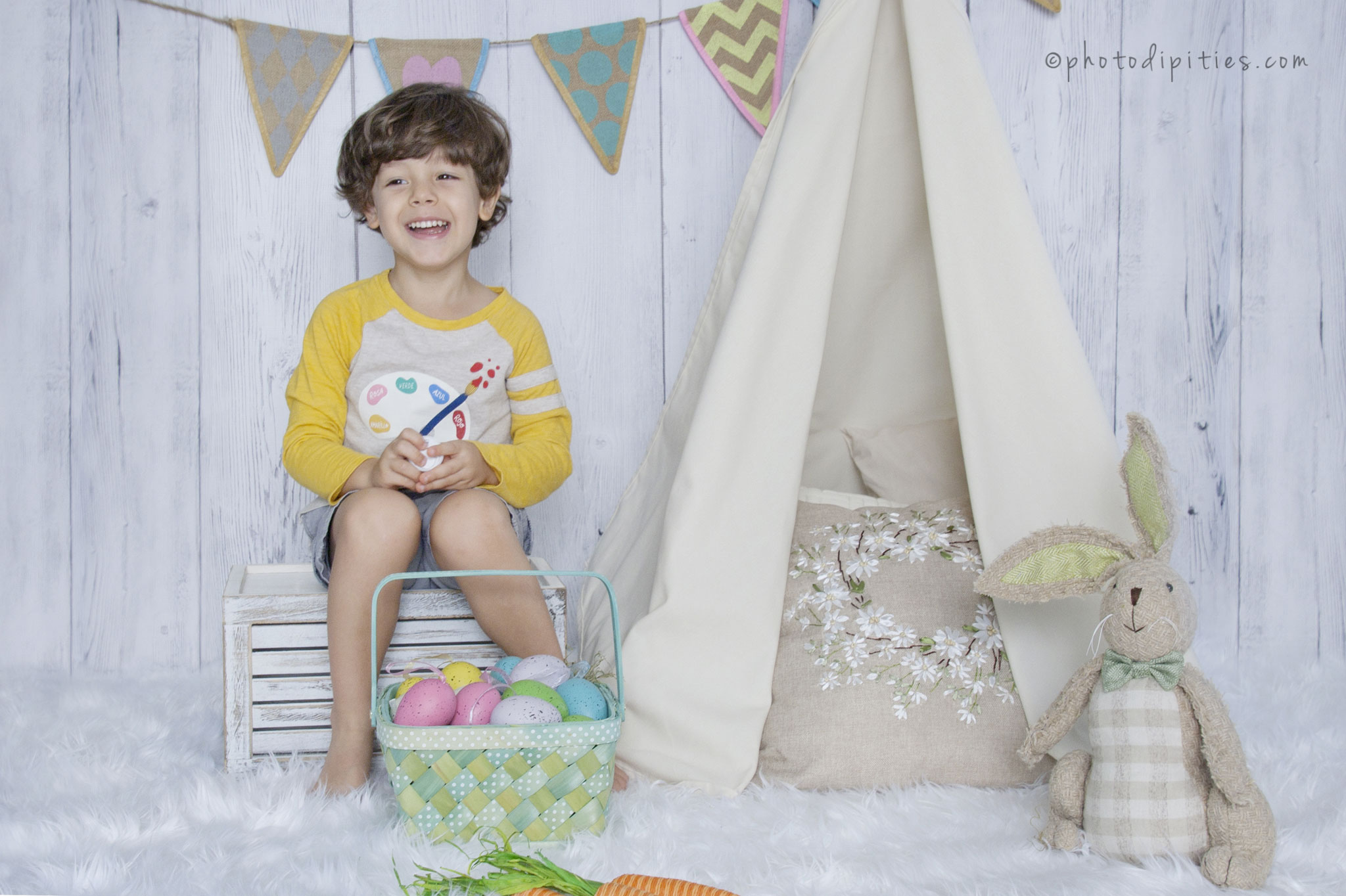 Photodipities Family | Children Easter Photography